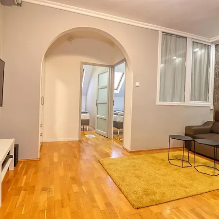 Lägenhet Cinemapartman