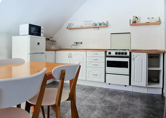 Apartment Cinemapartman